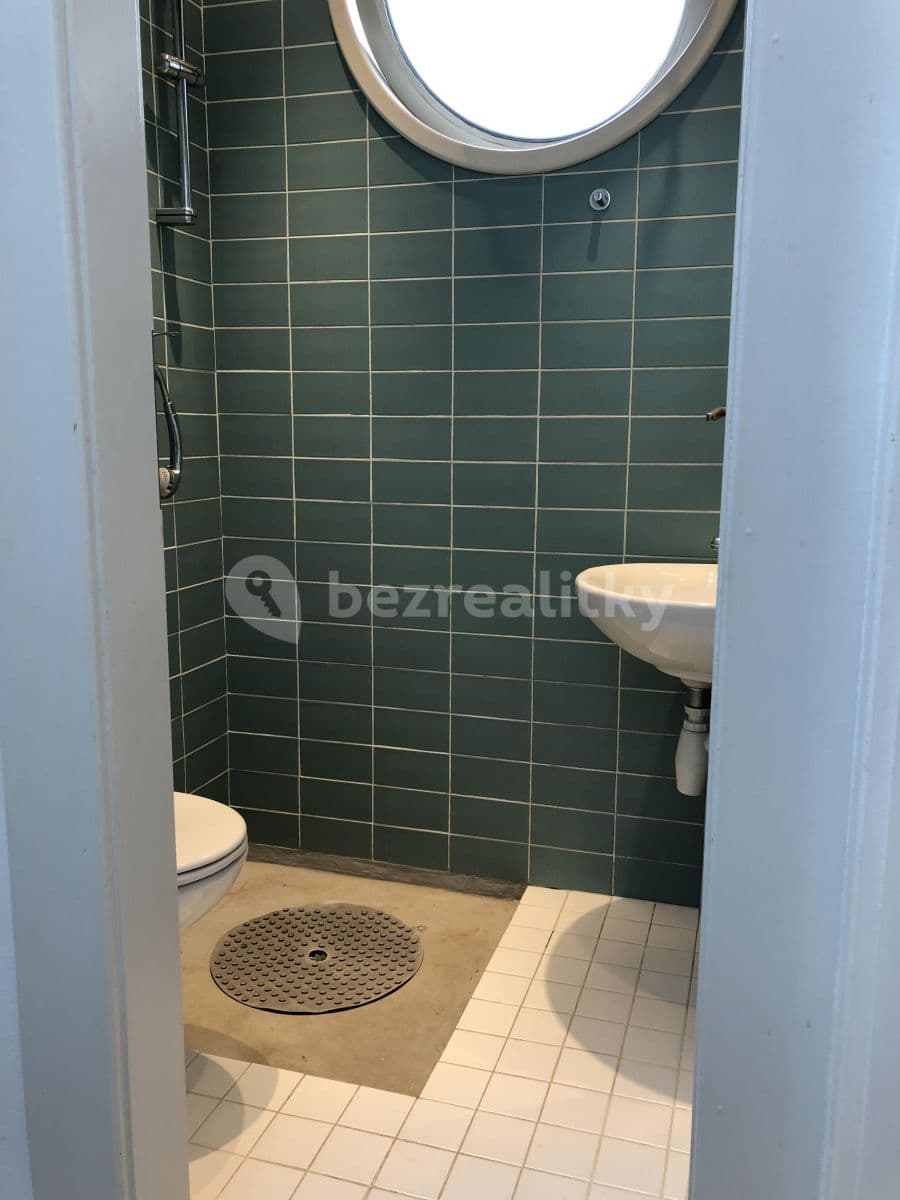 Prenájom bytu Garsoniéra 20 m², Fetrovská, Praha, Praha Prenájom bytu Garsoniéra 20 m², Fetrovská, Praha, Praha