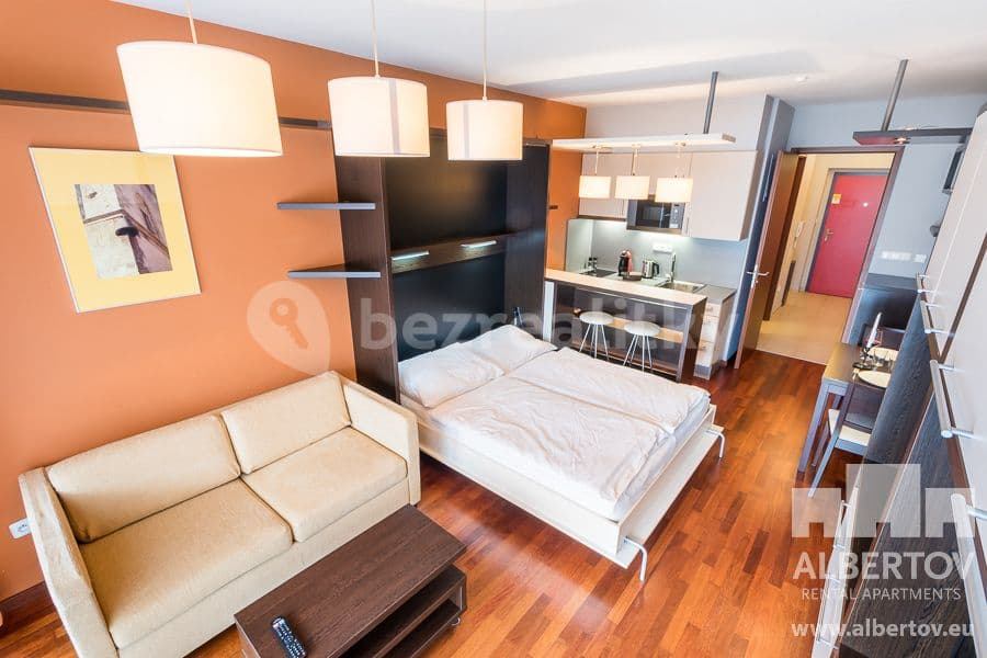 Prenájom bytu 1-izbový 33 m², Horská, Praha, Praha Prenájom bytu 1-izbový 33 m², Horská, Praha, Praha