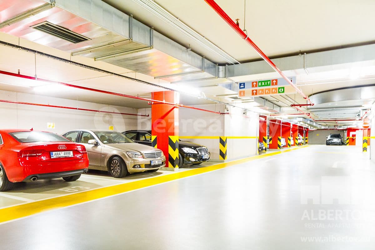 Prenájom bytu 2-izbový 50 m², Horská, Praha, Praha Prenájom bytu 2-izbový 50 m², Horská, Praha, Praha