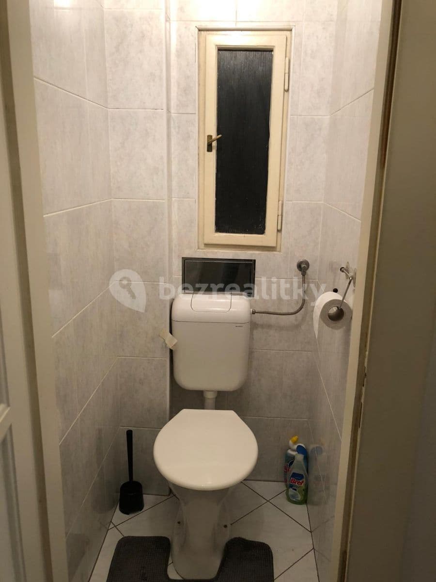 Prenájom bytu 2-izbový 45 m², Polská, Praha, Praha Prenájom bytu 2-izbový 45 m², Polská, Praha, Praha