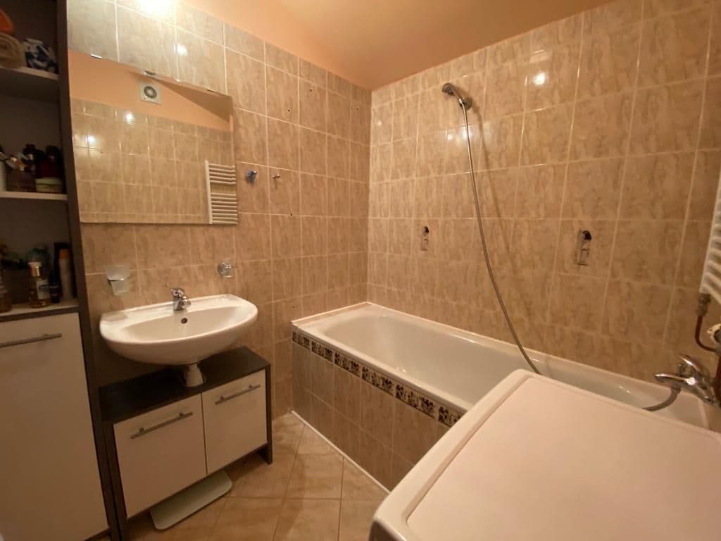 Prenájom bytu 2-izbový 70 m², Rákosová, Vestec, Středočeský kraj Prenájom bytu 2-izbový 70 m², Rákosová, Vestec, Středočeský kraj