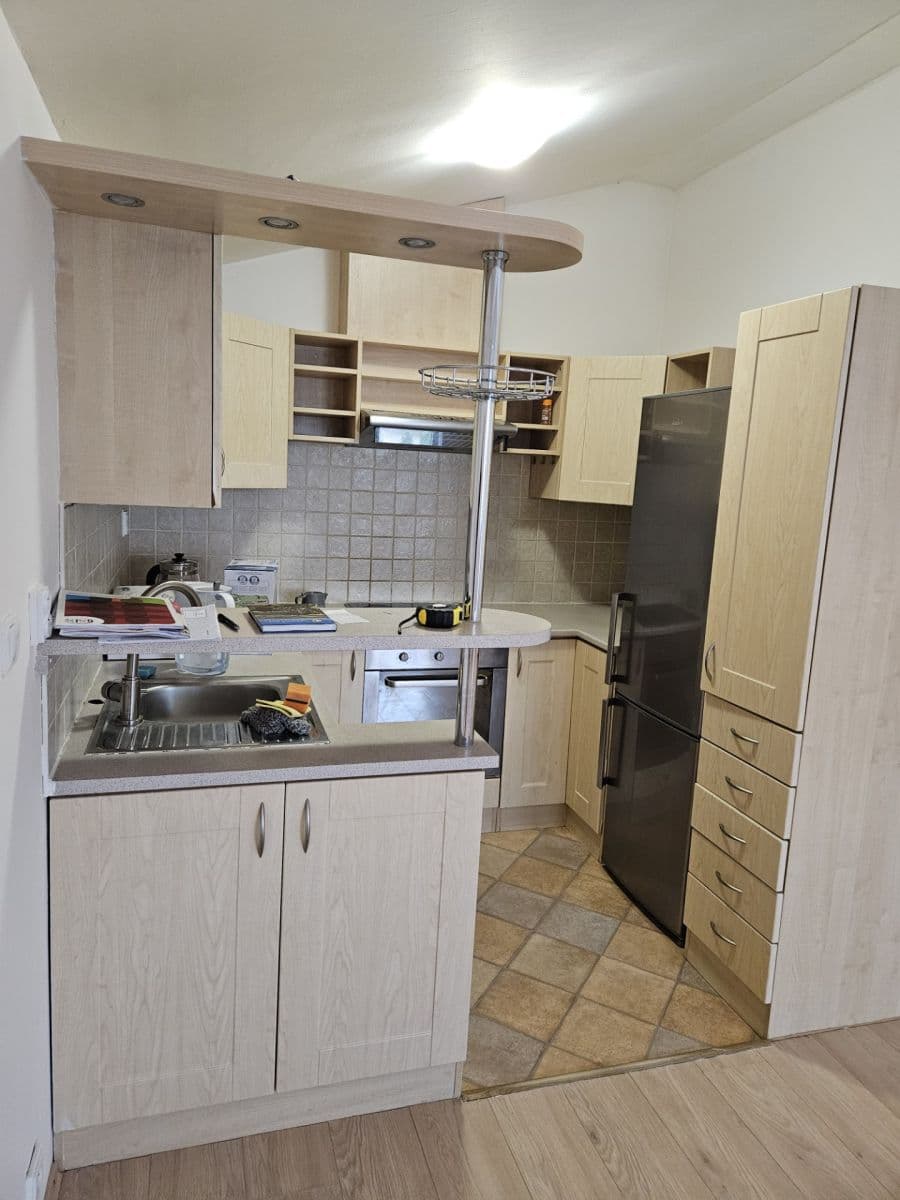 Prenájom bytu 2-izbový 70 m², Rákosová, Vestec, Středočeský kraj Prenájom bytu 2-izbový 70 m², Rákosová, Vestec, Středočeský kraj
