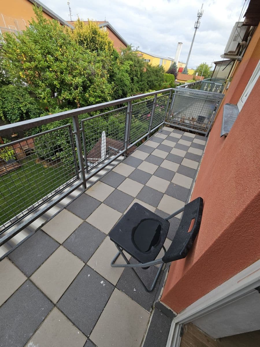 Prenájom bytu 2-izbový 70 m², Rákosová, Vestec, Středočeský kraj Prenájom bytu 2-izbový 70 m², Rákosová, Vestec, Středočeský kraj
