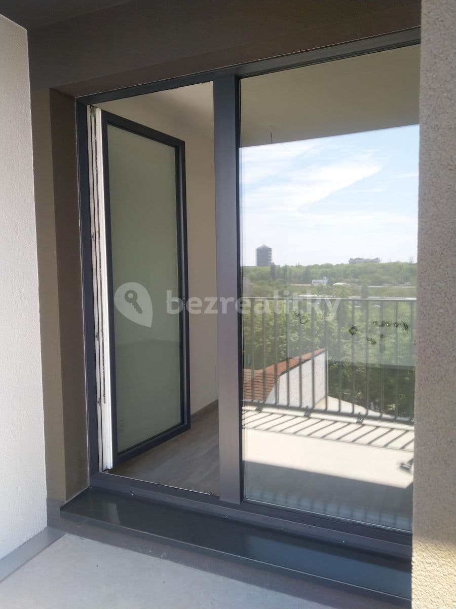 Prenájom bytu 1-izbový 38 m², Olgy Havlové, Praha, Praha Prenájom bytu 1-izbový 38 m², Olgy Havlové, Praha, Praha