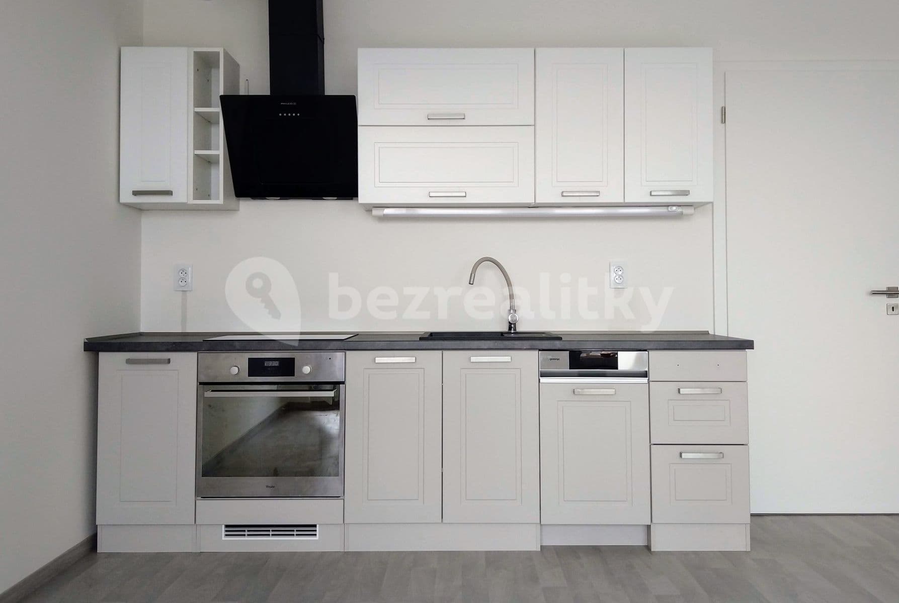 Prenájom bytu 1-izbový 38 m², Olgy Havlové, Praha, Praha Prenájom bytu 1-izbový 38 m², Olgy Havlové, Praha, Praha