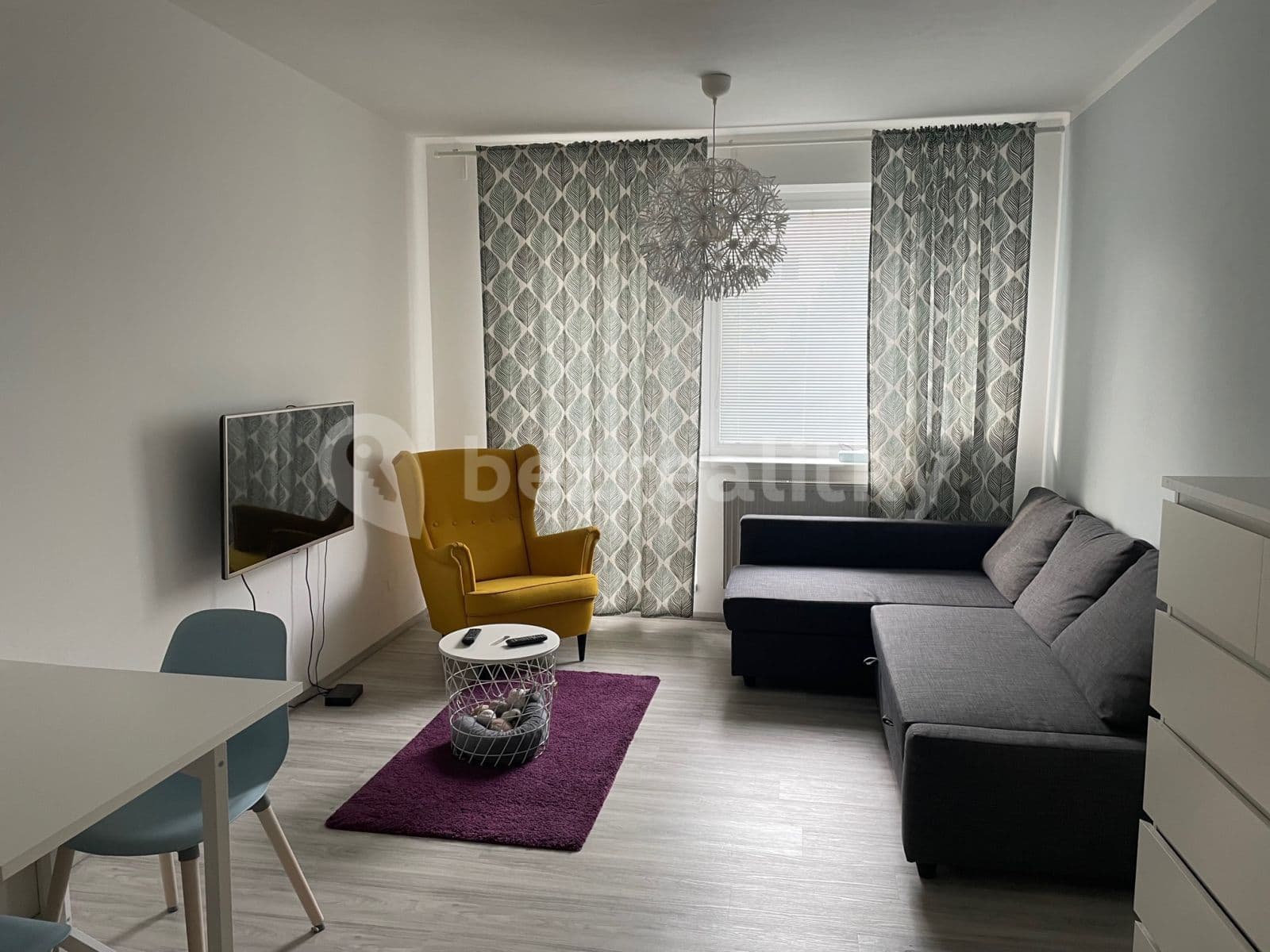Prenájom bytu 1-izbový 32 m², Herlíkovická, Praha, Praha Prenájom bytu 1-izbový 32 m², Herlíkovická, Praha, Praha