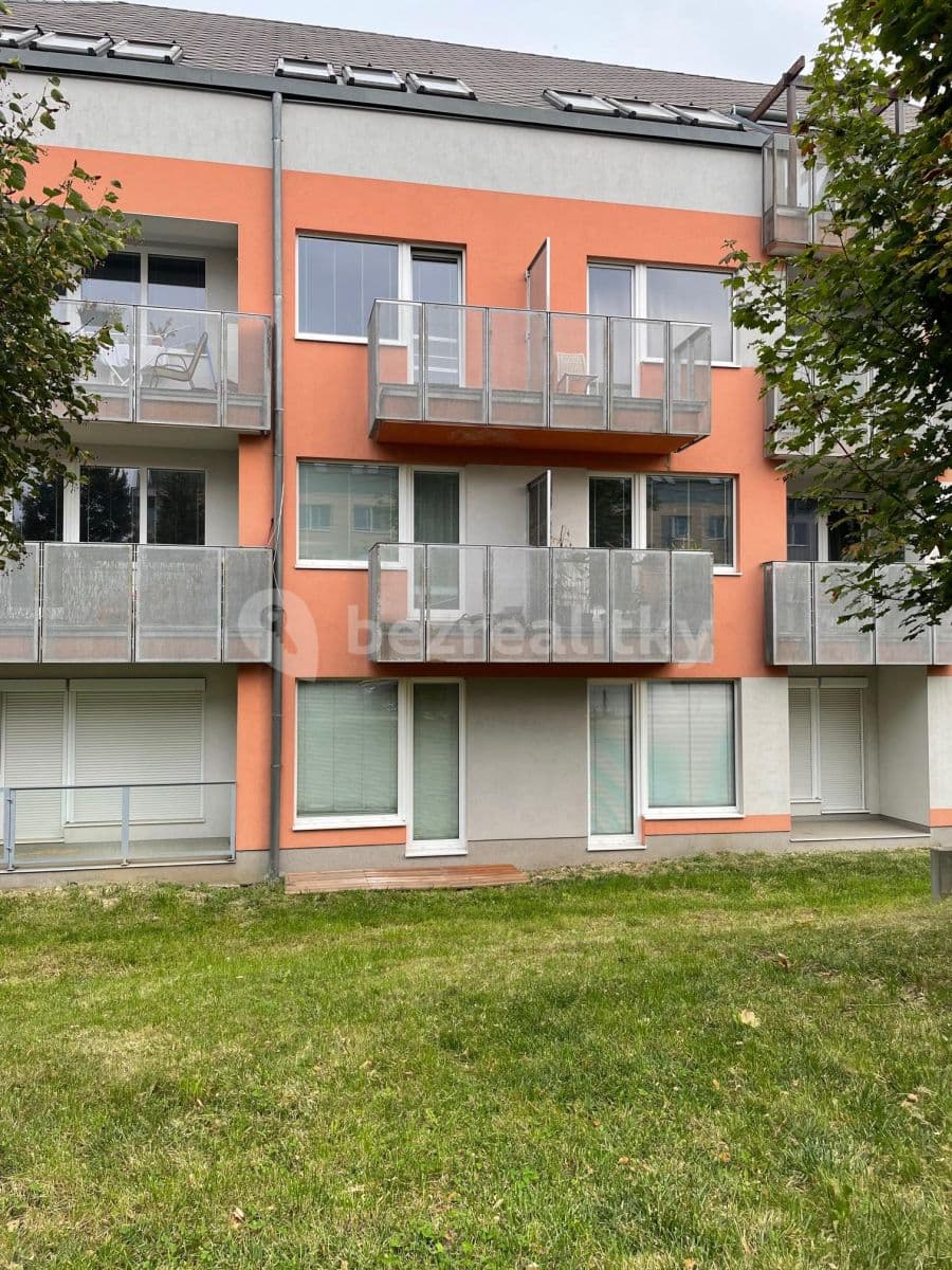 Prenájom bytu 1-izbový 32 m², Herlíkovická, Praha, Praha Prenájom bytu 1-izbový 32 m², Herlíkovická, Praha, Praha