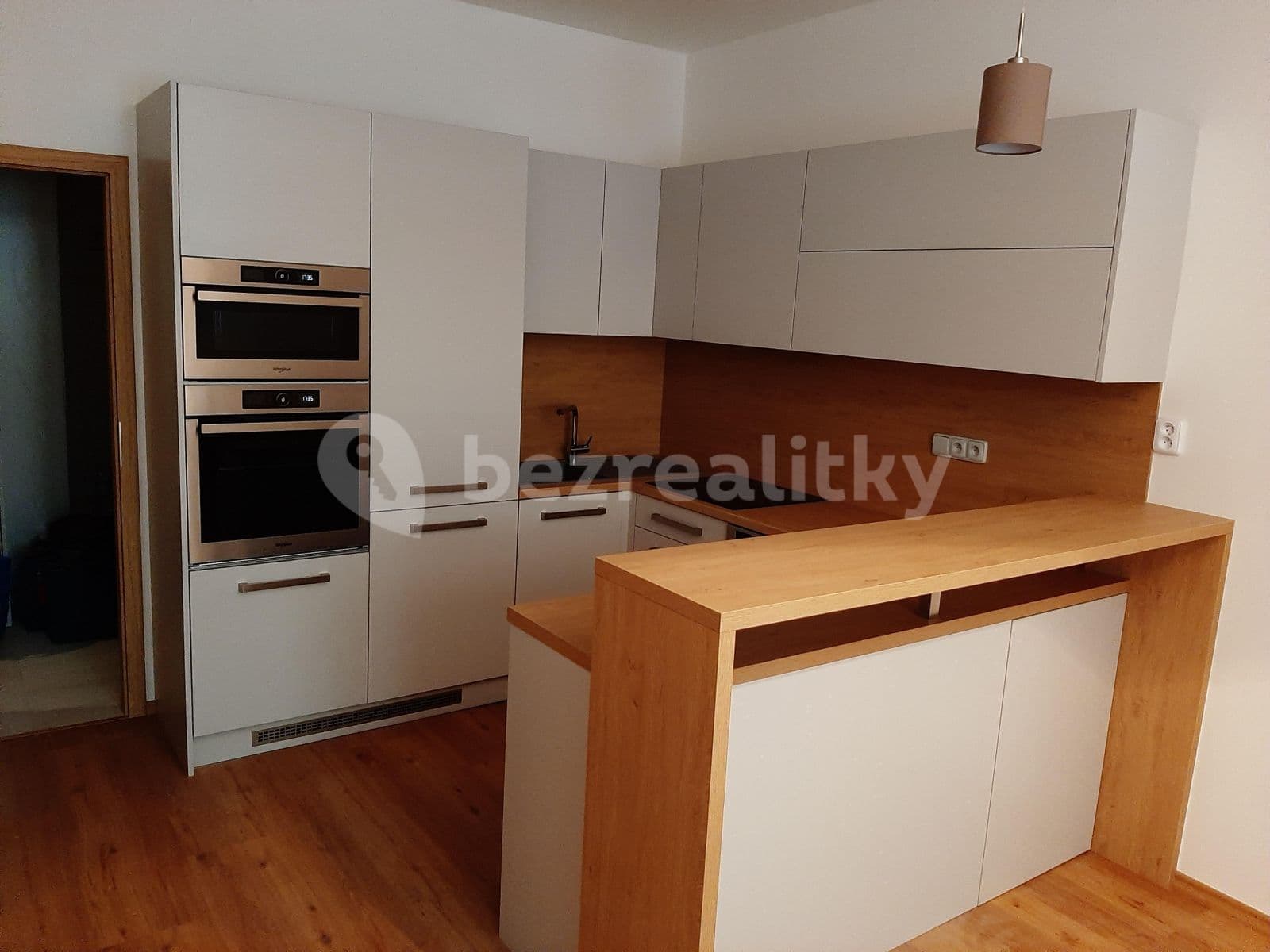 Prenájom bytu 2-izbový 51 m², Písecká, Praha, Praha Prenájom bytu 2-izbový 51 m², Písecká, Praha, Praha
