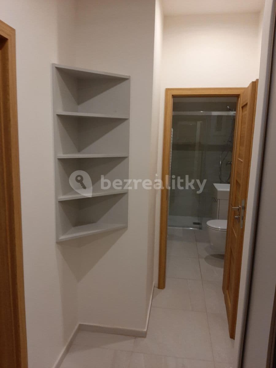 Prenájom bytu 2-izbový 51 m², Písecká, Praha, Praha Prenájom bytu 2-izbový 51 m², Písecká, Praha, Praha
