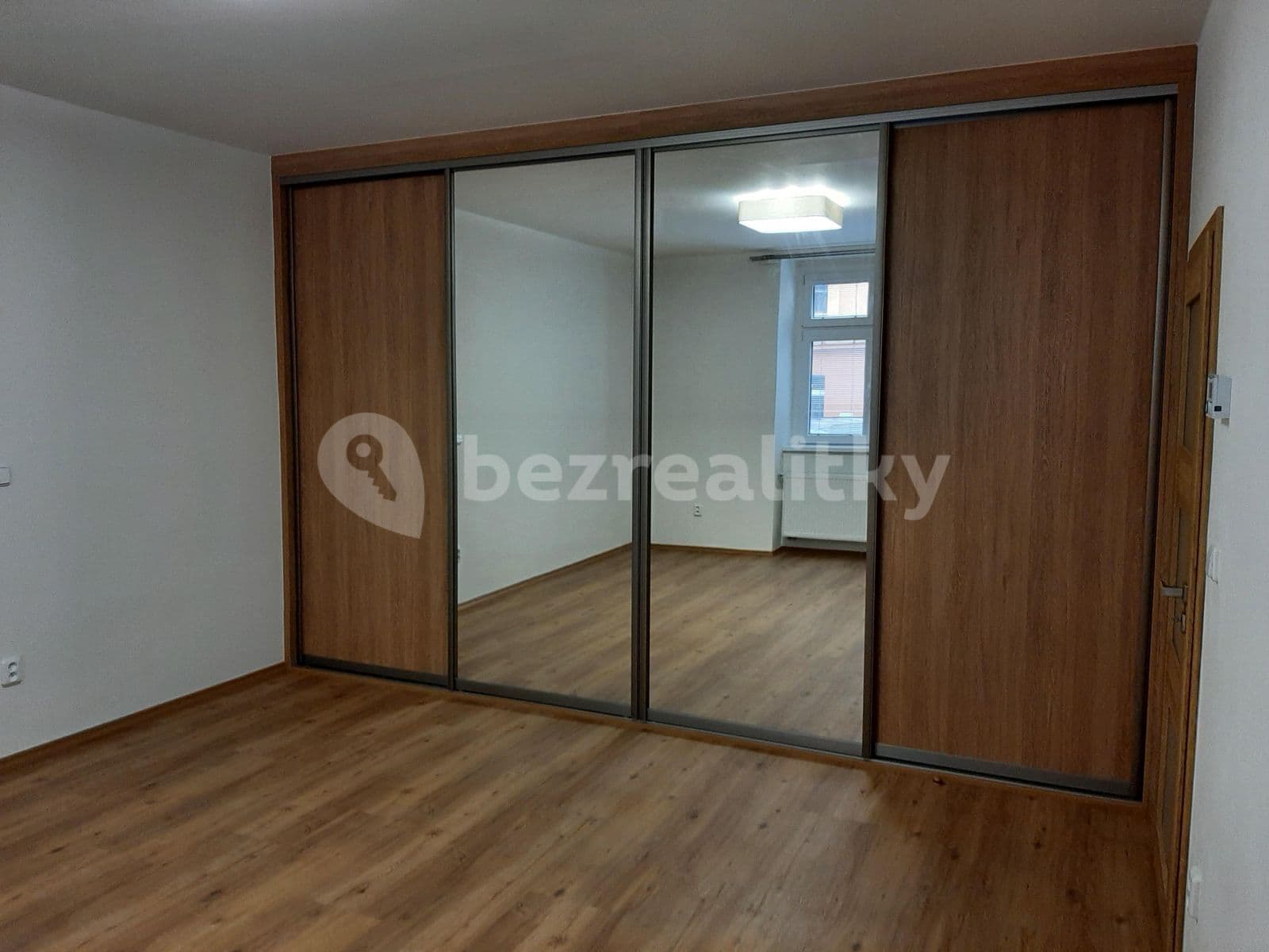 Prenájom bytu 2-izbový 51 m², Písecká, Praha, Praha Prenájom bytu 2-izbový 51 m², Písecká, Praha, Praha