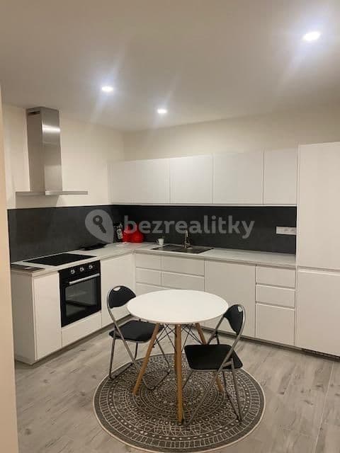 Prenájom bytu 1-izbový 50 m², Lermontovova, Bratislava - mestská časť Staré Mesto, Bratislavský kraj Prenájom bytu 1-izbový 50 m², Lermontovova, Bratislava - mestská časť Staré Mesto, Bratislavský kraj