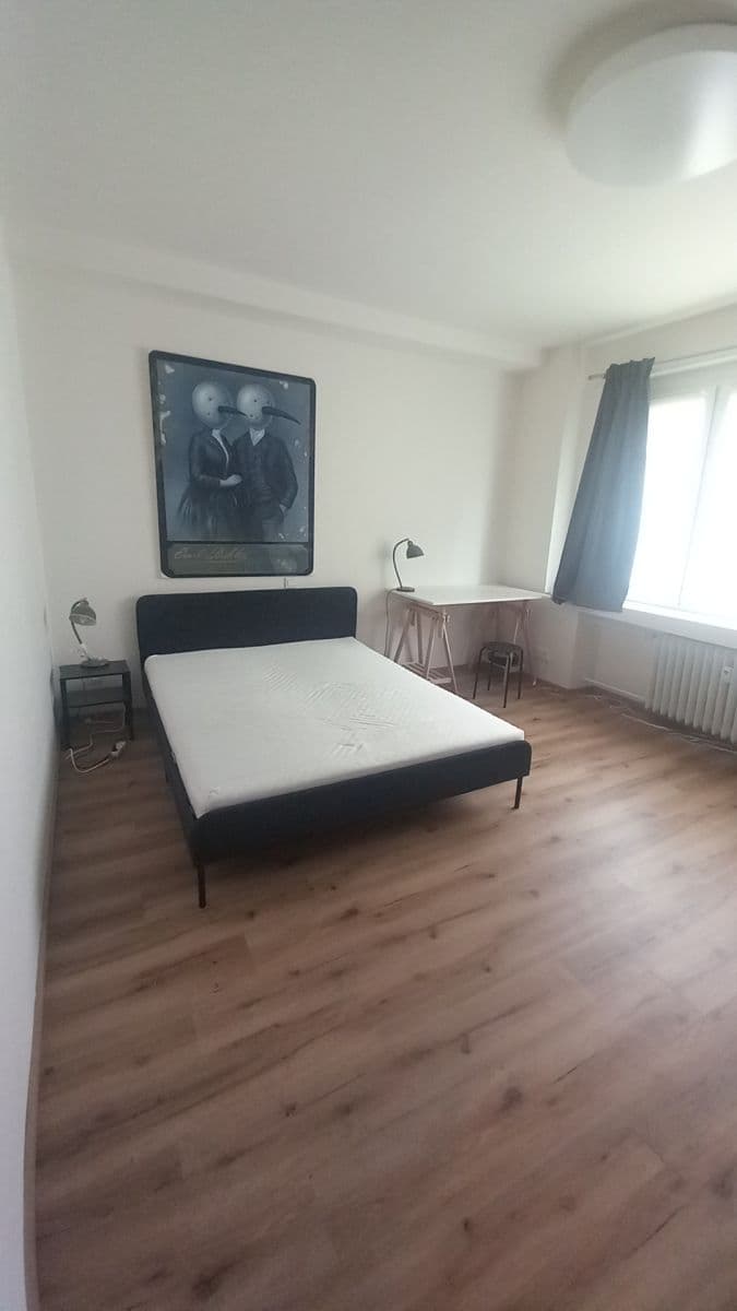 Prenájom bytu 3-izbový 66 m², Čeljabinská, Praha, Praha Prenájom bytu 3-izbový 66 m², Čeljabinská, Praha, Praha