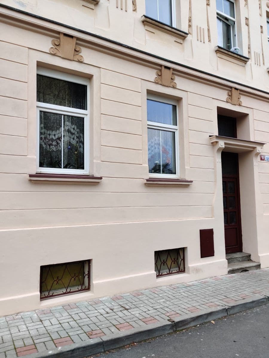 Prenájom bytu 1-izbový 43 m², Příční, Dalovice, Karlovarský kraj Prenájom bytu 1-izbový 43 m², Příční, Dalovice, Karlovarský kraj