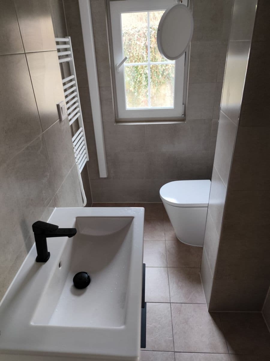 Prenájom bytu 1-izbový 43 m², Příční, Dalovice, Karlovarský kraj Prenájom bytu 1-izbový 43 m², Příční, Dalovice, Karlovarský kraj