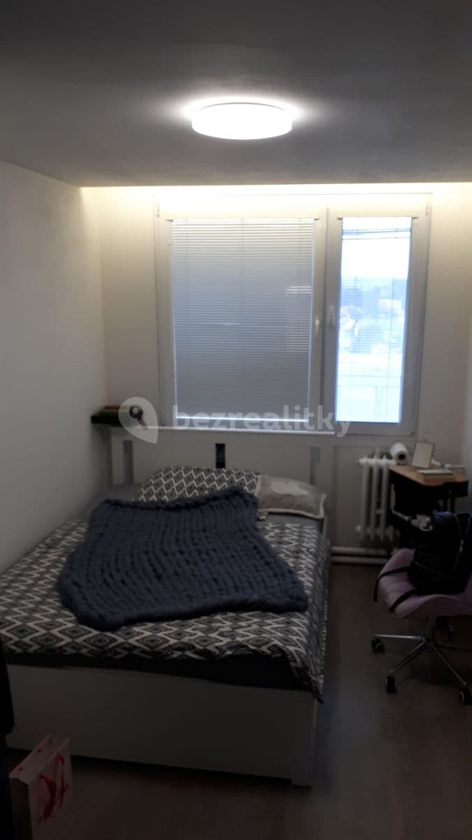 Prenájom bytu 3-izbový 72 m², Na Skalkách, Neratovice, Středočeský kraj Prenájom bytu 3-izbový 72 m², Na Skalkách, Neratovice, Středočeský kraj