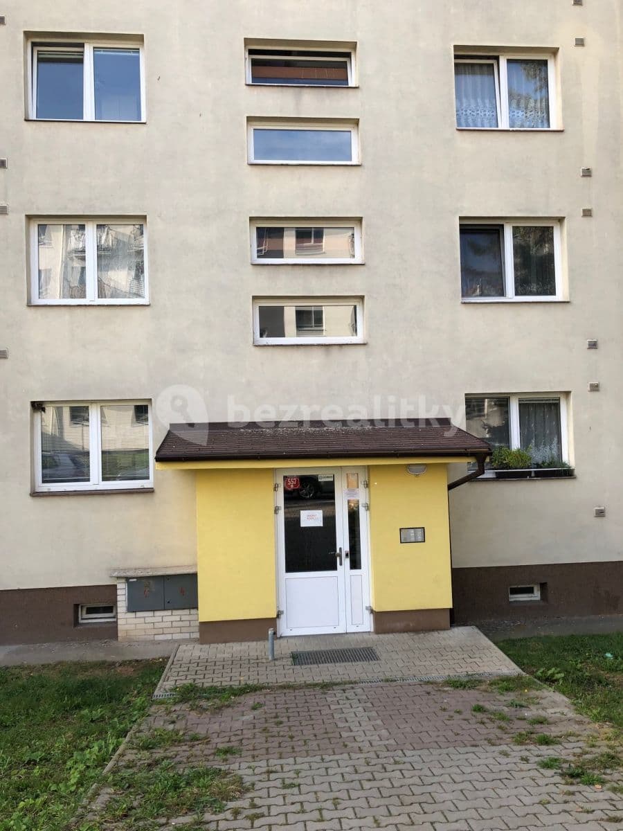 Prenájom bytu 1-izbový 30 m², Spojovací, Milovice, Středočeský kraj Prenájom bytu 1-izbový 30 m², Spojovací, Milovice, Středočeský kraj