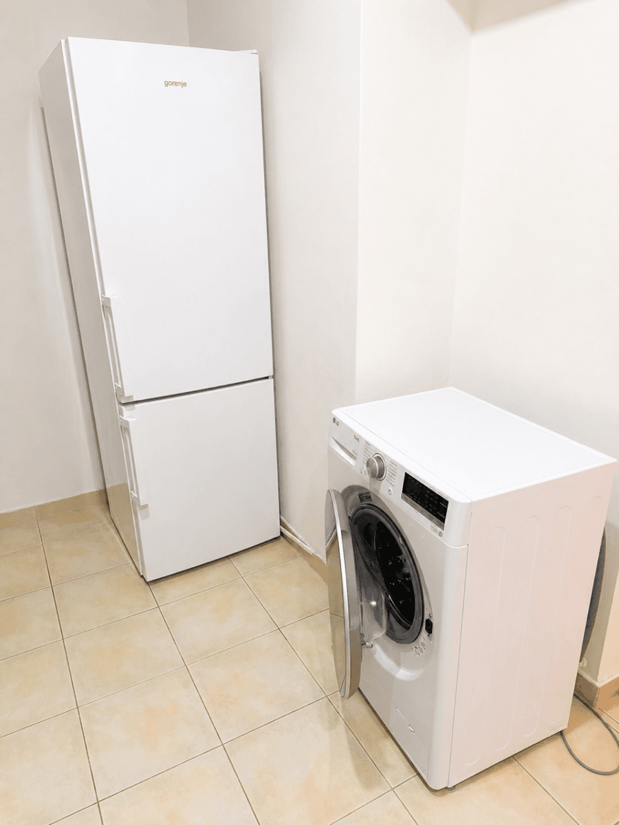 Prenájom bytu 2-izbový 50 m², Mládeže, Praha, Praha Prenájom bytu 2-izbový 50 m², Mládeže, Praha, Praha