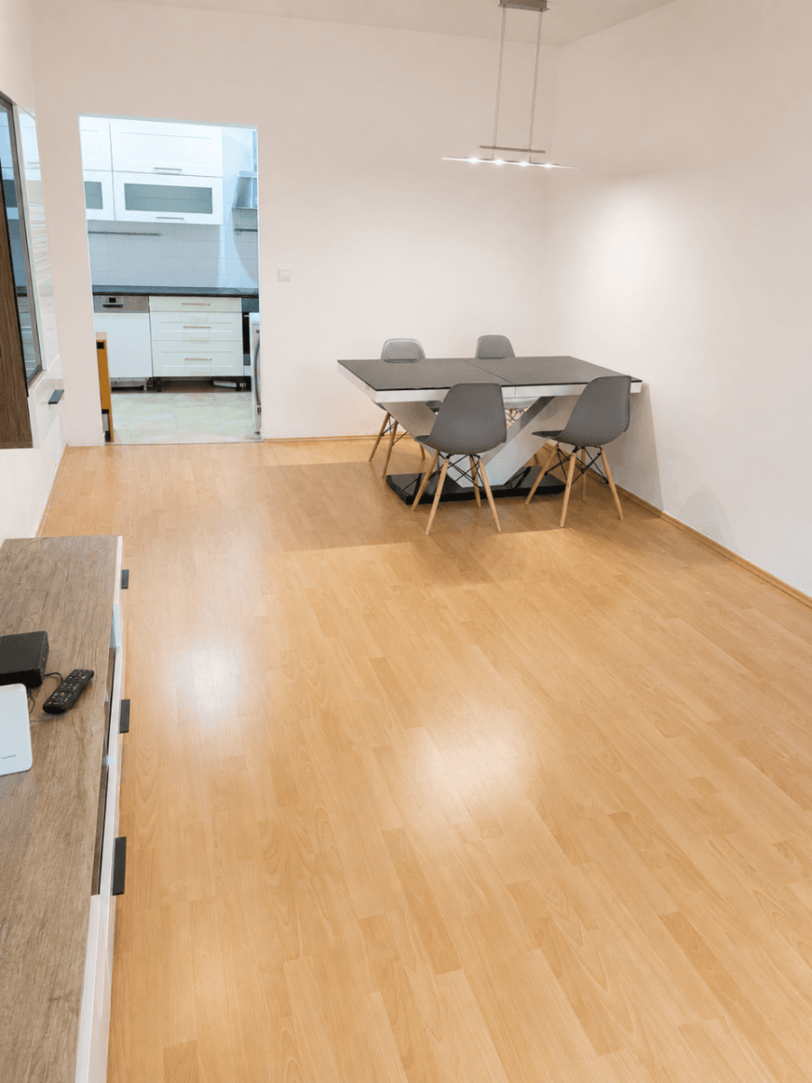 Prenájom bytu 2-izbový 50 m², Mládeže, Praha, Praha Prenájom bytu 2-izbový 50 m², Mládeže, Praha, Praha