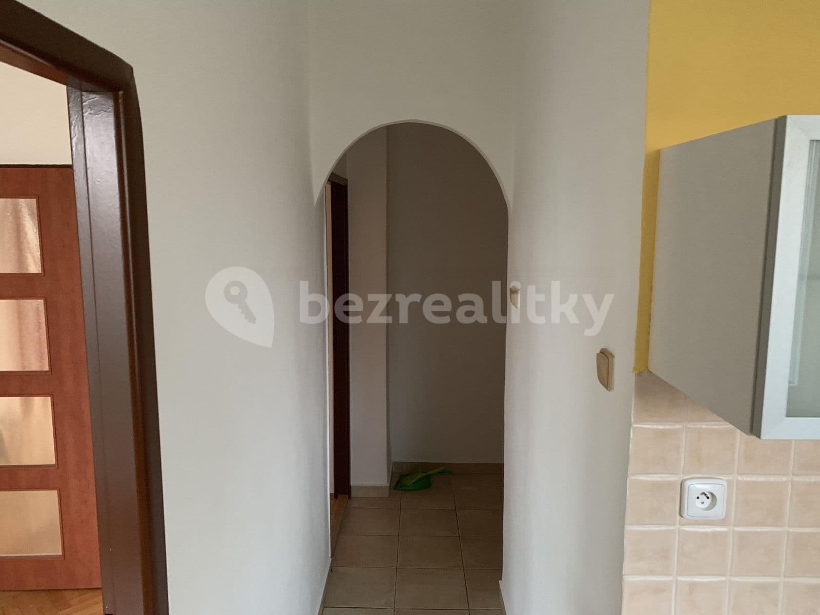 Prenájom bytu 4-izbový 72 m², Krásného, Praha, Praha Prenájom bytu 4-izbový 72 m², Krásného, Praha, Praha