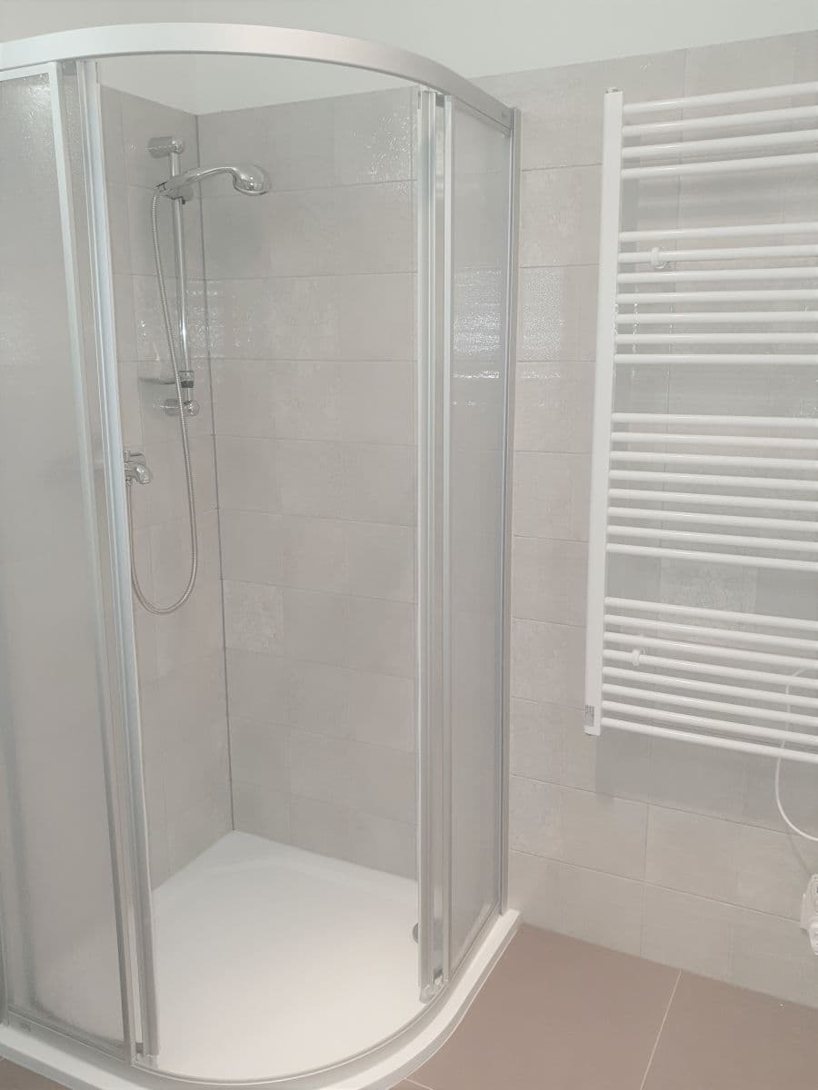 Prenájom bytu 1-izbový 22 m², Moskevská, Praha, Praha Prenájom bytu 1-izbový 22 m², Moskevská, Praha, Praha