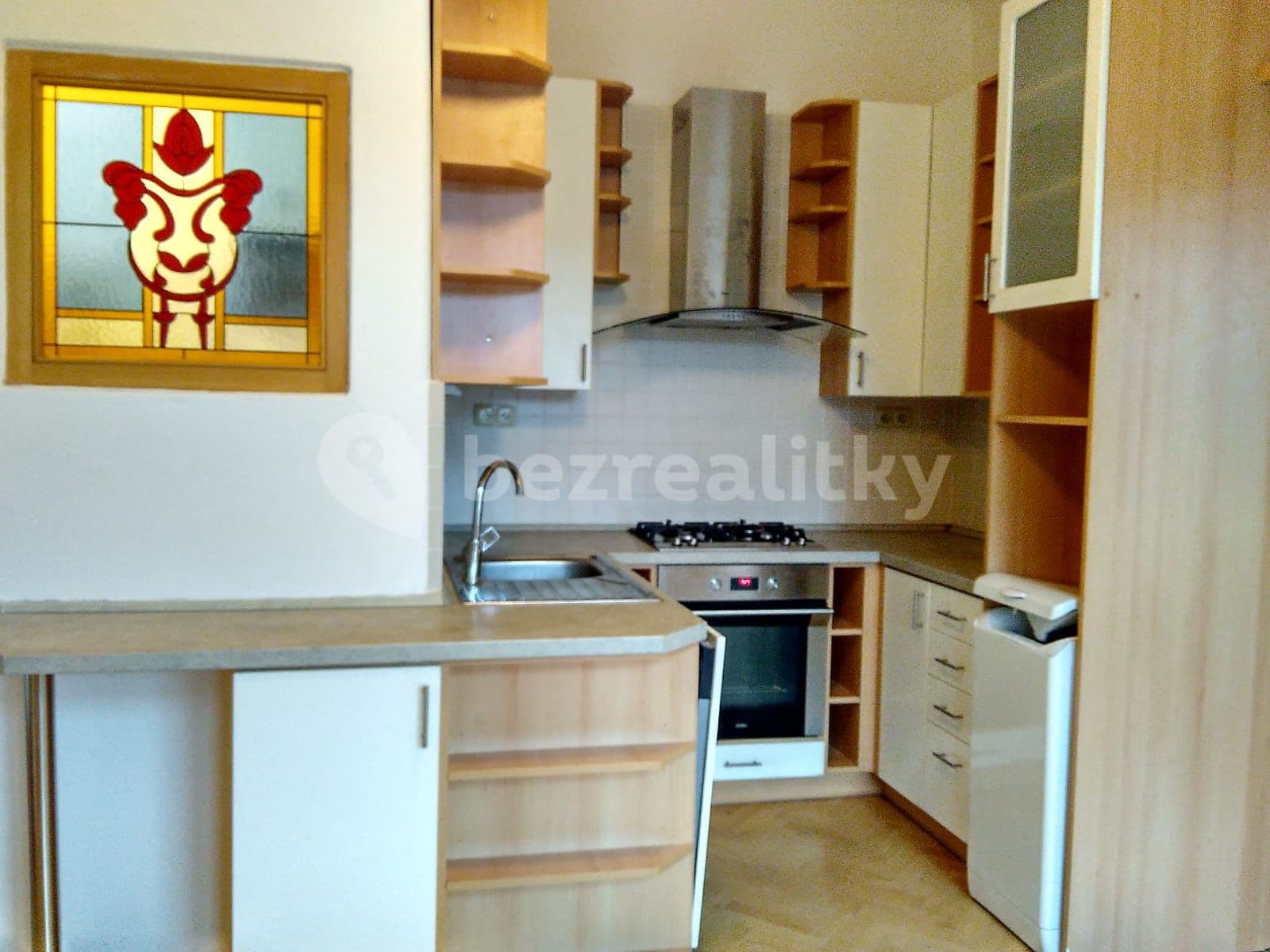 Prenájom bytu 2-izbový 47 m², Šmeralova, Olomouc, Olomoucký kraj Prenájom bytu 2-izbový 47 m², Šmeralova, Olomouc, Olomoucký kraj