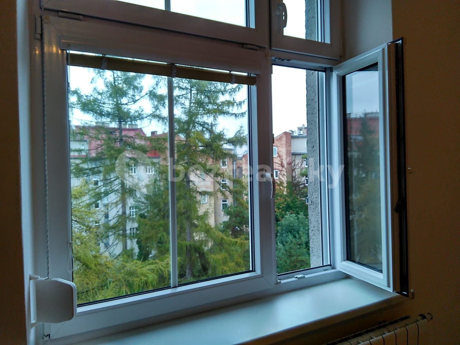 Prenájom bytu 2-izbový 47 m², Šmeralova, Olomouc, Olomoucký kraj Prenájom bytu 2-izbový 47 m², Šmeralova, Olomouc, Olomoucký kraj