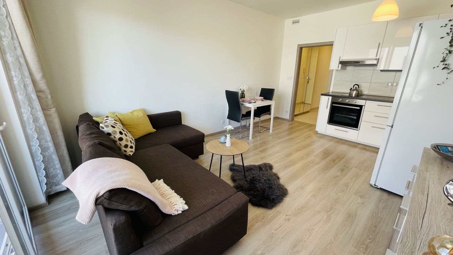 Prenájom bytu 1-izbový 34 m², Petrohradská, Praha, Praha Prenájom bytu 1-izbový 34 m², Petrohradská, Praha, Praha