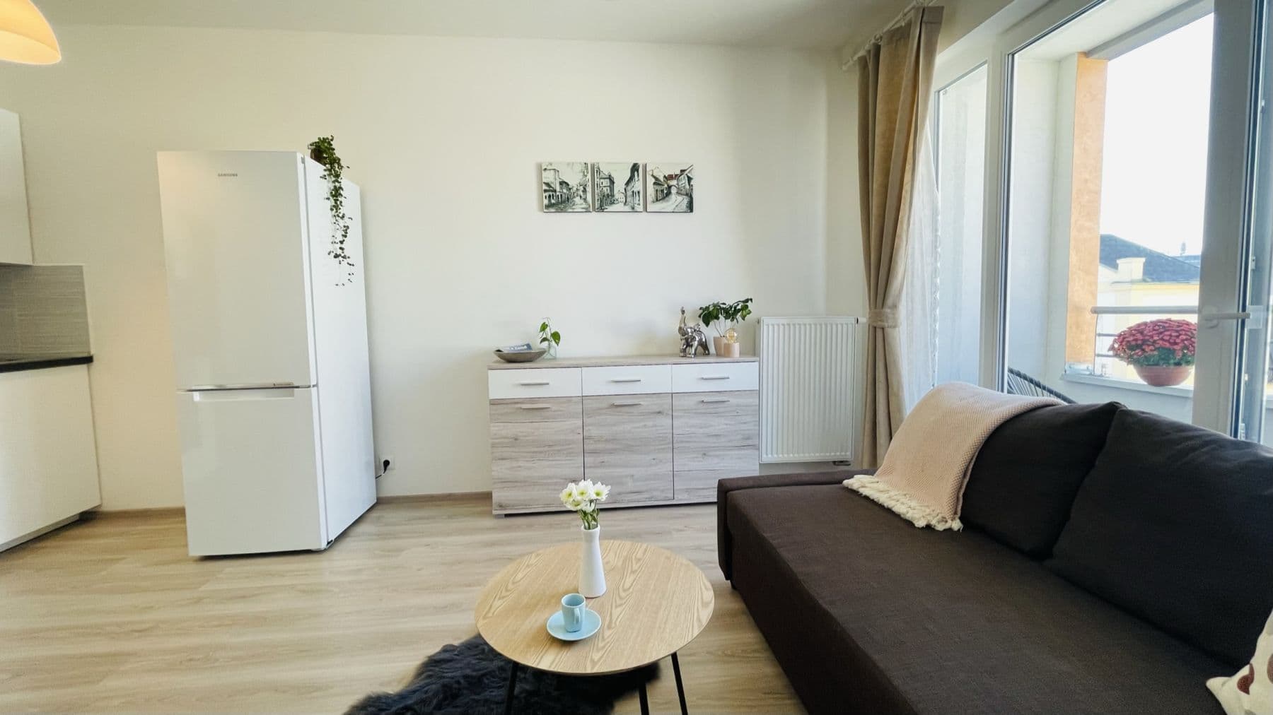 Prenájom bytu 1-izbový 34 m², Petrohradská, Praha, Praha Prenájom bytu 1-izbový 34 m², Petrohradská, Praha, Praha