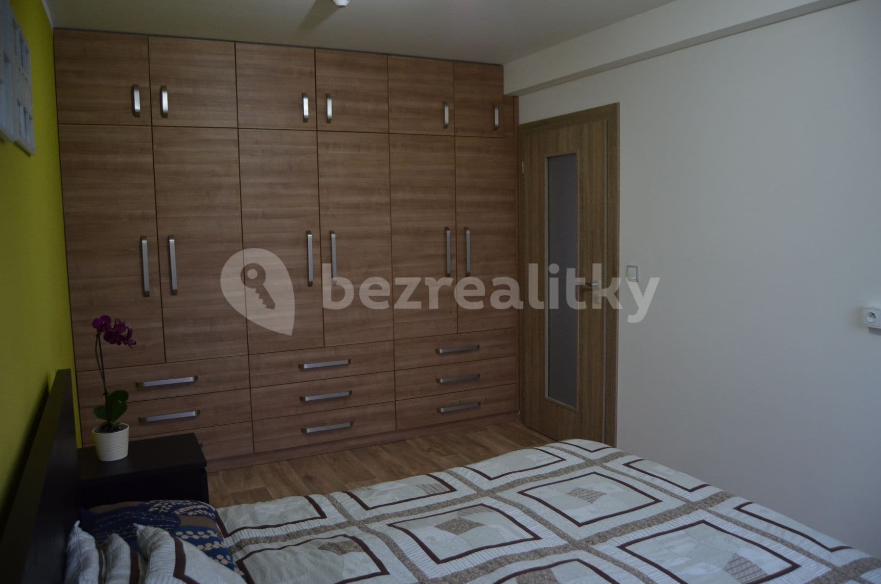 Prenájom bytu 4-izbový 100 m², Barunčina, Praha, Praha Prenájom bytu 4-izbový 100 m², Barunčina, Praha, Praha