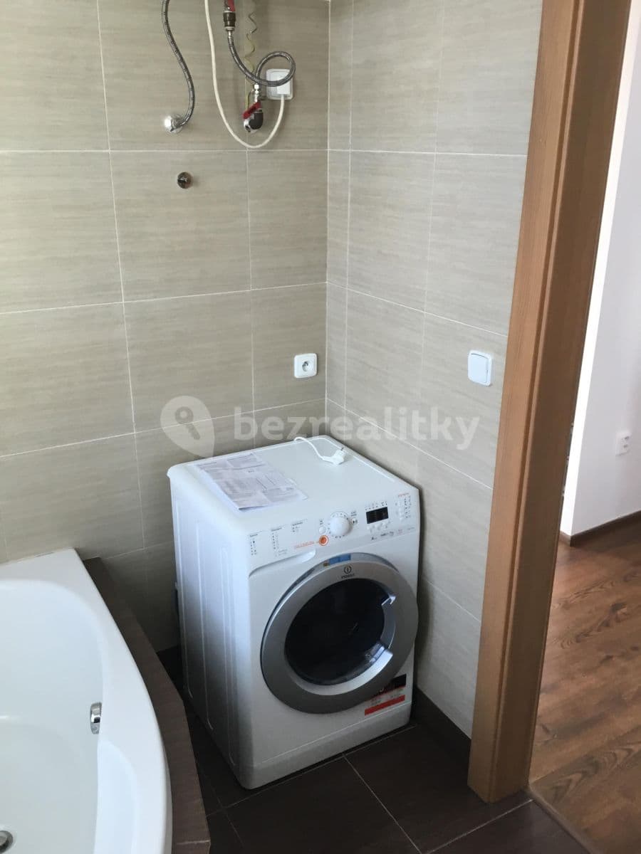 Prenájom bytu 1-izbový 31 m², Zenklova, Praha, Praha Prenájom bytu 1-izbový 31 m², Zenklova, Praha, Praha