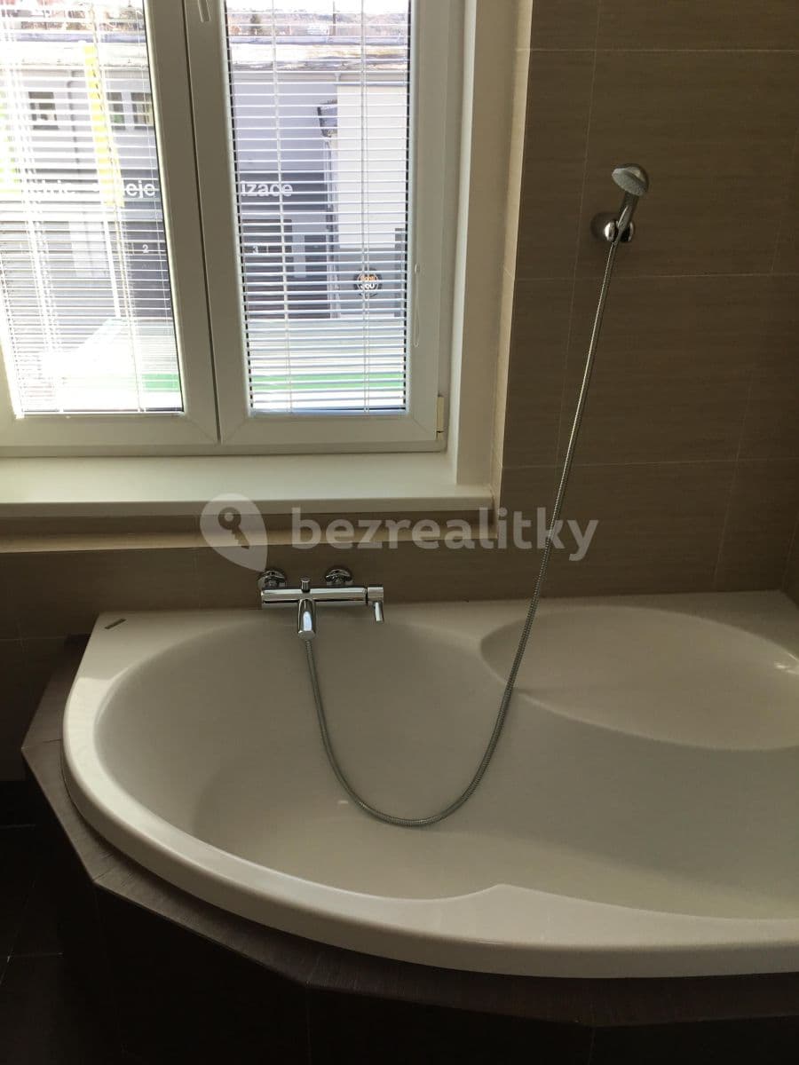 Prenájom bytu 1-izbový 31 m², Zenklova, Praha, Praha Prenájom bytu 1-izbový 31 m², Zenklova, Praha, Praha