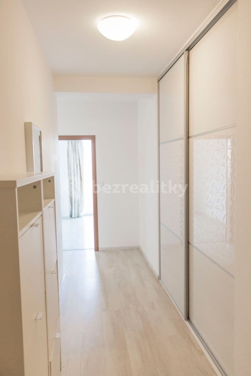 Prenájom bytu 3-izbový 90 m², Vstupní, Plzeň, Plzeňský kraj Prenájom bytu 3-izbový 90 m², Vstupní, Plzeň, Plzeňský kraj
