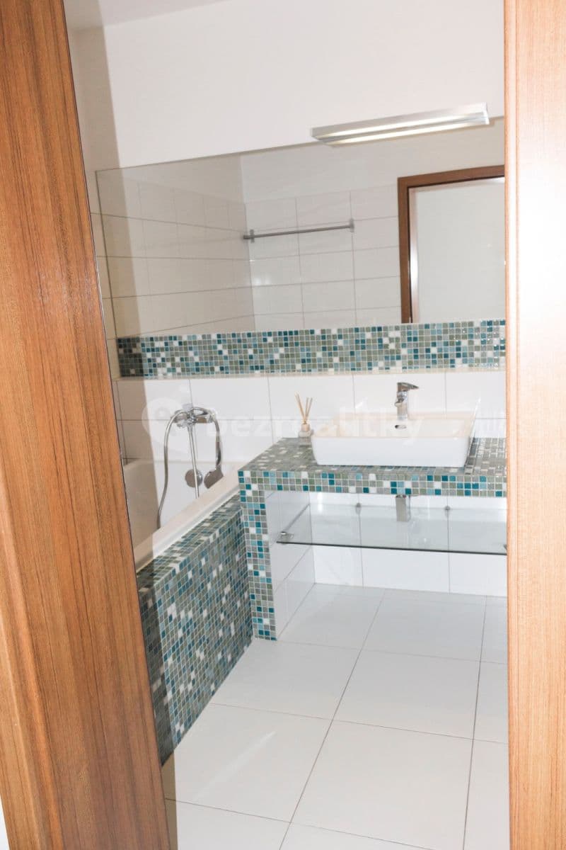 Prenájom bytu 3-izbový 90 m², Vstupní, Plzeň, Plzeňský kraj Prenájom bytu 3-izbový 90 m², Vstupní, Plzeň, Plzeňský kraj