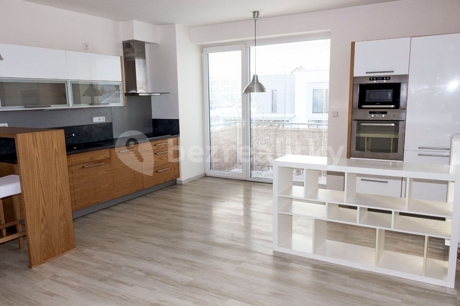 Prenájom bytu 3-izbový 90 m², Vstupní, Plzeň, Plzeňský kraj Prenájom bytu 3-izbový 90 m², Vstupní, Plzeň, Plzeňský kraj