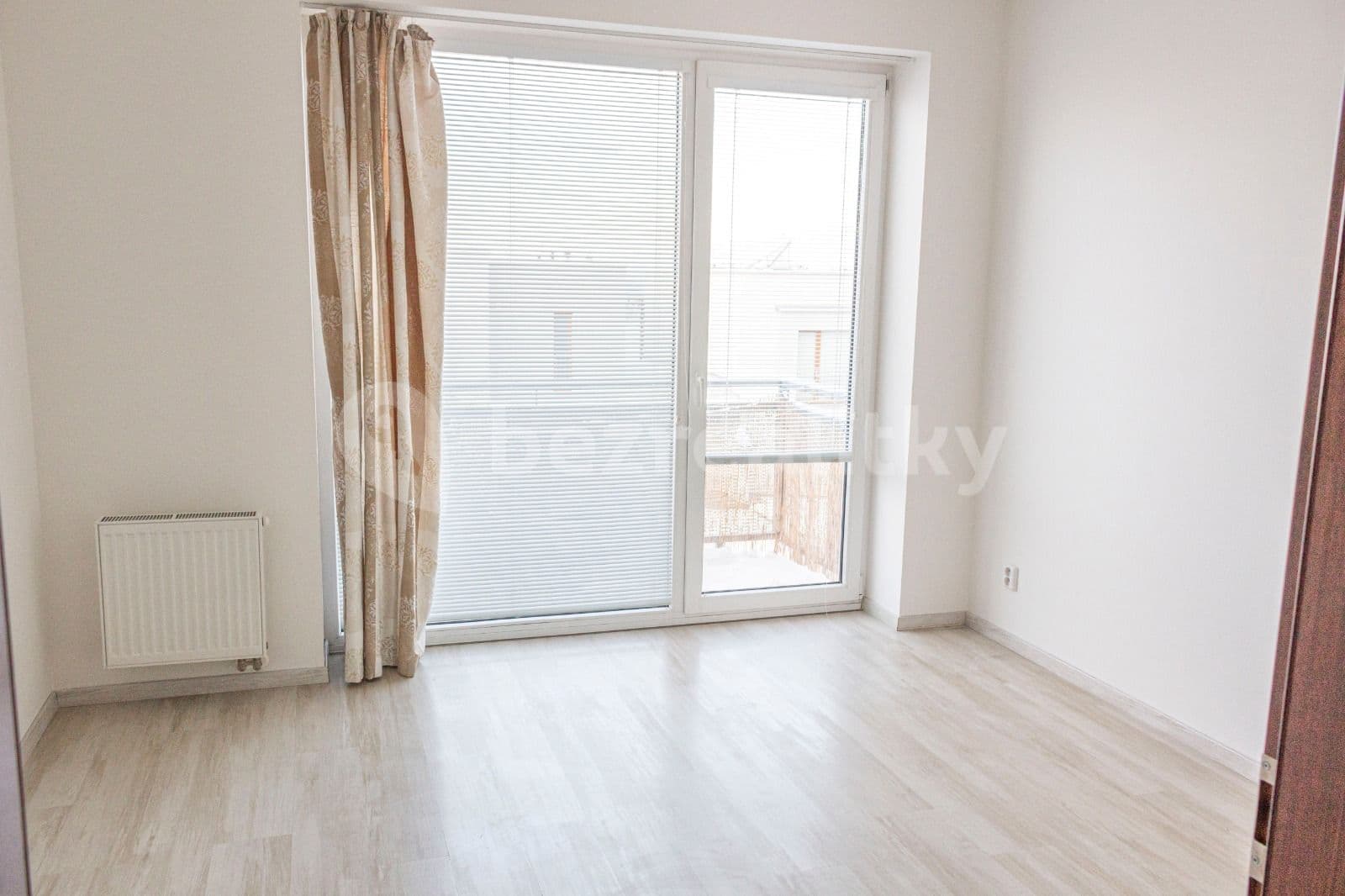 Prenájom bytu 3-izbový 90 m², Vstupní, Plzeň, Plzeňský kraj Prenájom bytu 3-izbový 90 m², Vstupní, Plzeň, Plzeňský kraj