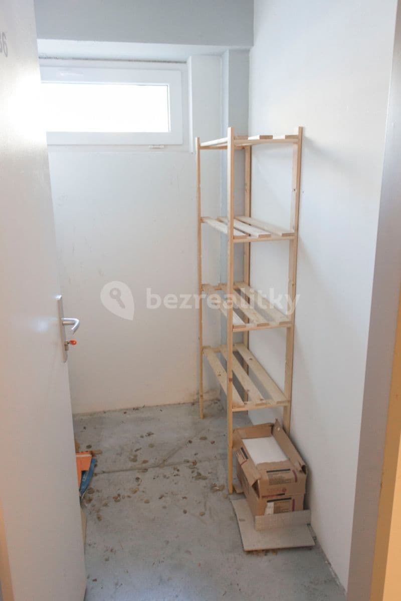 Prenájom bytu 3-izbový 90 m², Vstupní, Plzeň, Plzeňský kraj Prenájom bytu 3-izbový 90 m², Vstupní, Plzeň, Plzeňský kraj