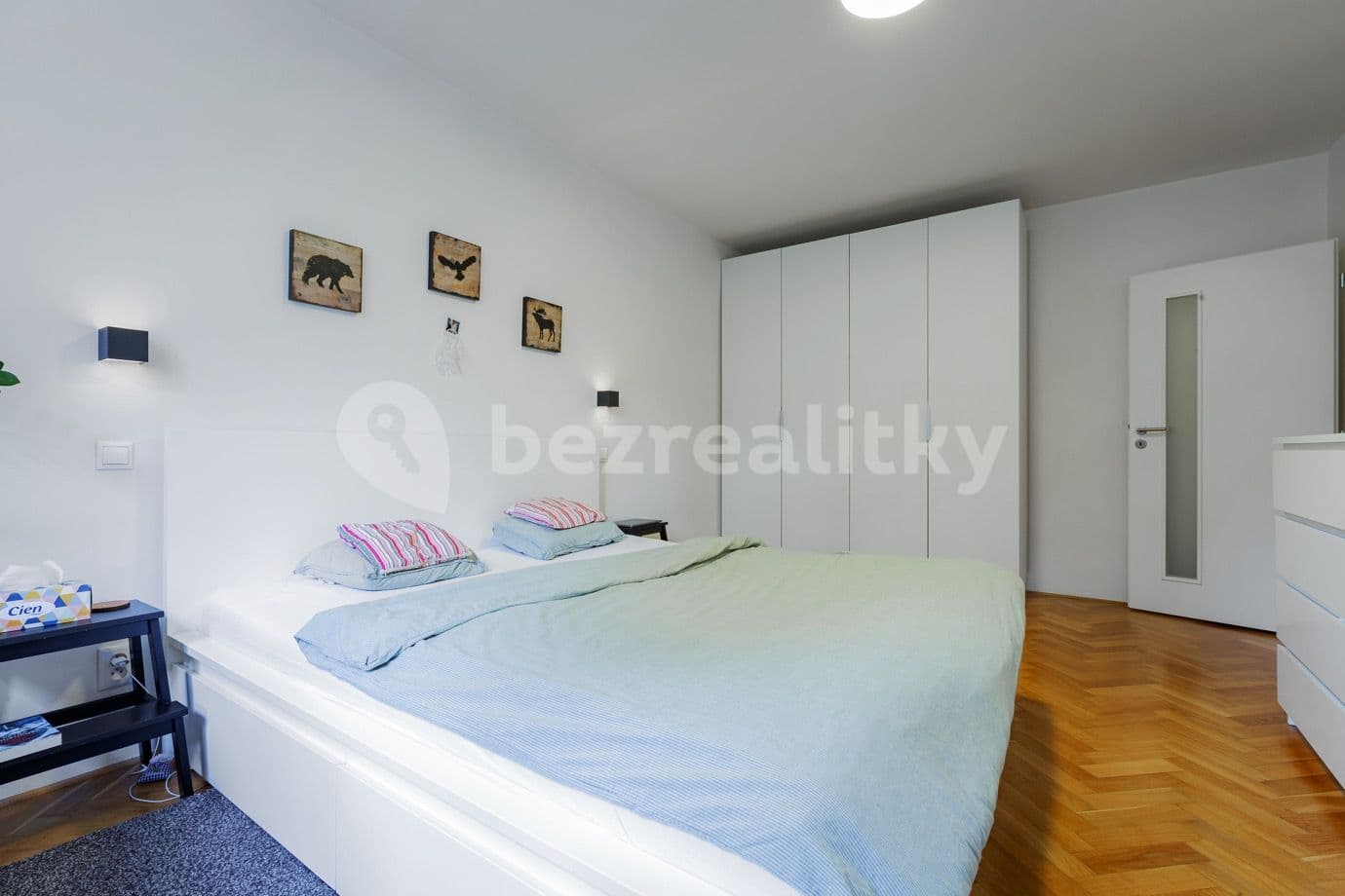 Prenájom bytu 2-izbový 60 m², Jakutská, Praha, Praha Prenájom bytu 2-izbový 60 m², Jakutská, Praha, Praha