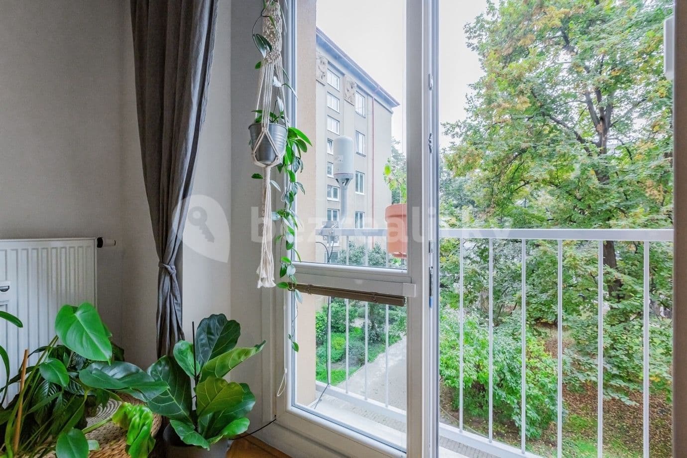 Prenájom bytu 2-izbový 60 m², Jakutská, Praha, Praha Prenájom bytu 2-izbový 60 m², Jakutská, Praha, Praha