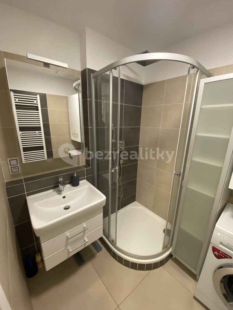 Prenájom bytu 2-izbový 46 m², Višňová, Moravany, Jihomoravský kraj Prenájom bytu 2-izbový 46 m², Višňová, Moravany, Jihomoravský kraj