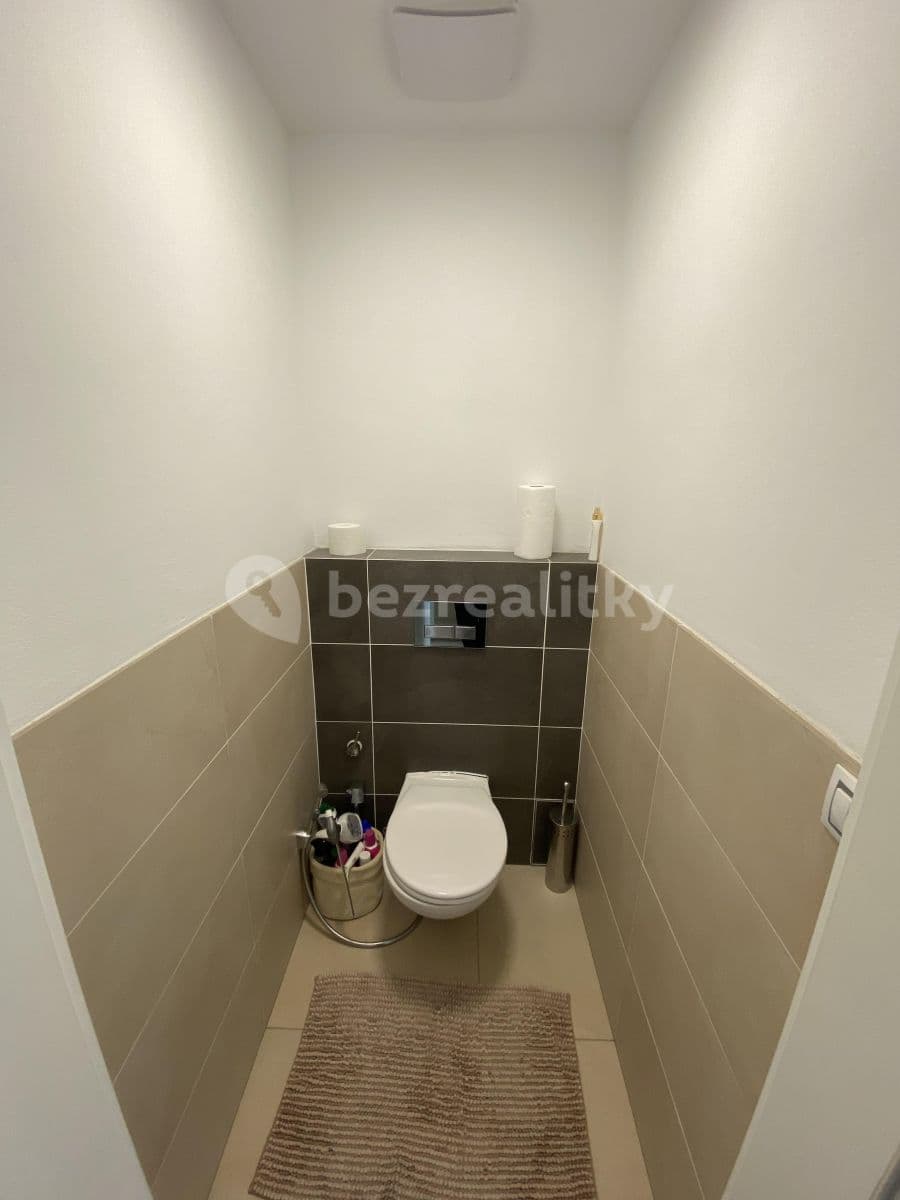 Prenájom bytu 2-izbový 46 m², Višňová, Moravany, Jihomoravský kraj Prenájom bytu 2-izbový 46 m², Višňová, Moravany, Jihomoravský kraj