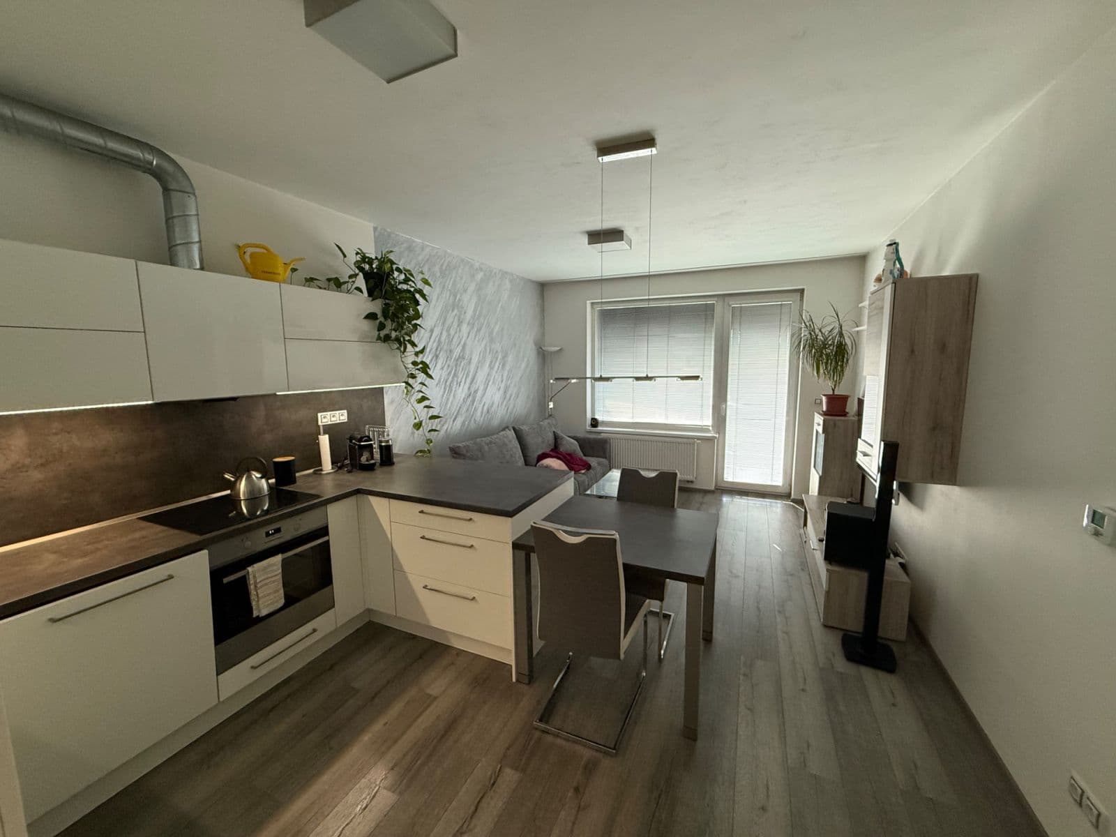 Prenájom bytu 2-izbový 46 m², Višňová, Moravany, Jihomoravský kraj Prenájom bytu 2-izbový 46 m², Višňová, Moravany, Jihomoravský kraj