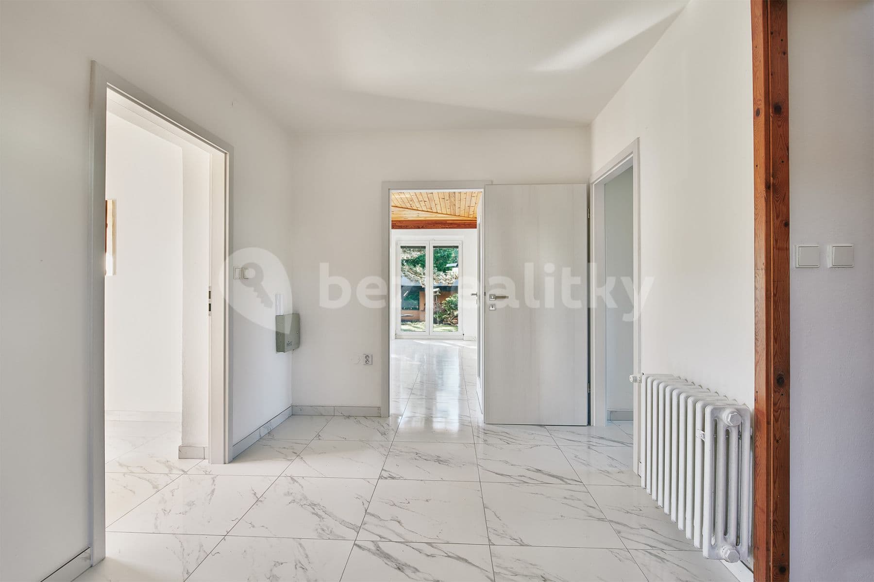 Prenájom domu 330 m², pozemek 800 m², Ke Smrčině, Praha, Praha Prenájom domu 330 m², pozemek 800 m², Ke Smrčině, Praha, Praha