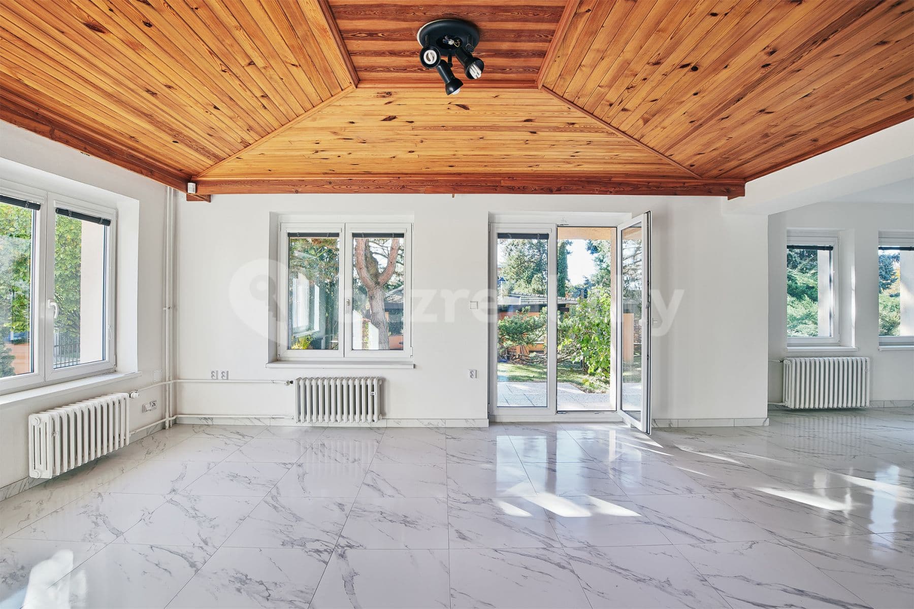 Prenájom domu 330 m², pozemek 800 m², Ke Smrčině, Praha, Praha Prenájom domu 330 m², pozemek 800 m², Ke Smrčině, Praha, Praha