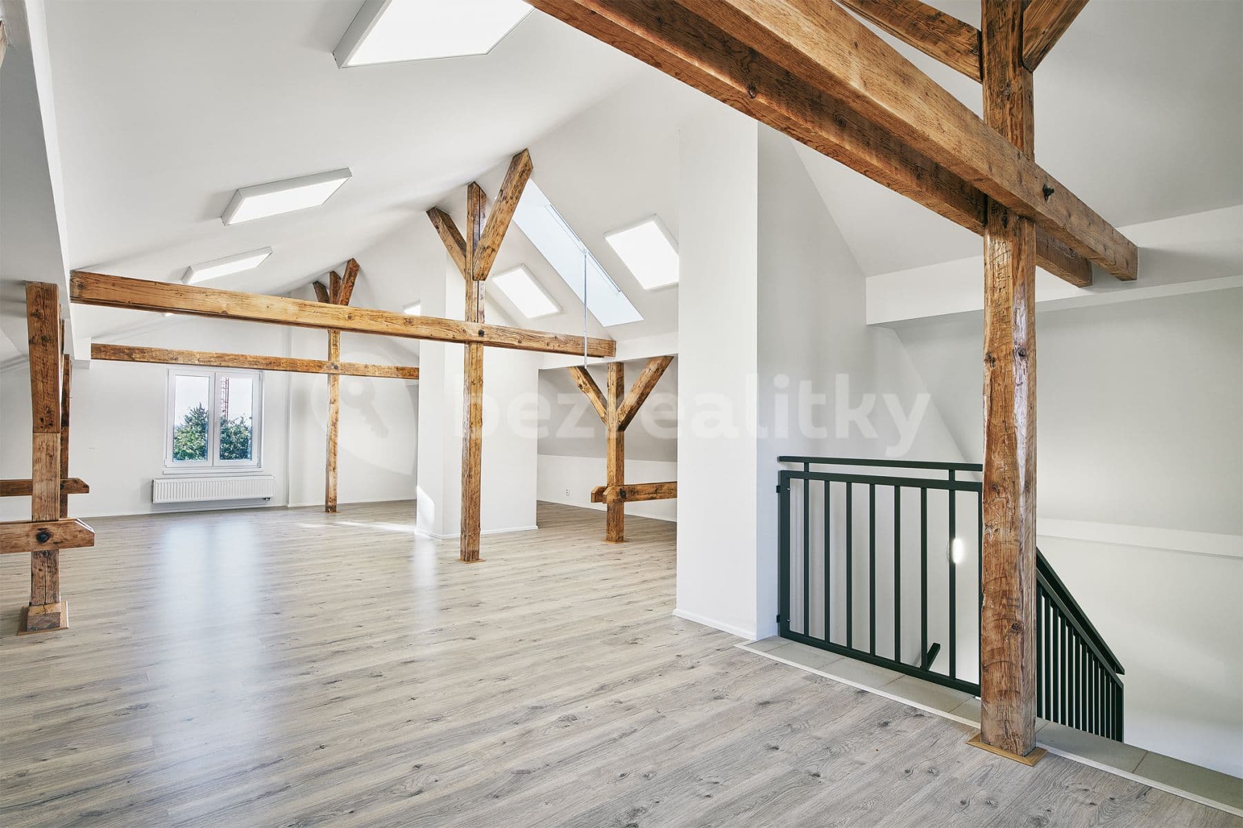 Prenájom domu 330 m², pozemek 800 m², Ke Smrčině, Praha, Praha Prenájom domu 330 m², pozemek 800 m², Ke Smrčině, Praha, Praha