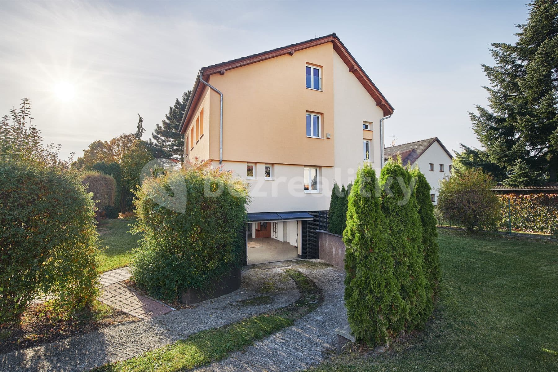 Prenájom domu 330 m², pozemek 800 m², Ke Smrčině, Praha, Praha Prenájom domu 330 m², pozemek 800 m², Ke Smrčině, Praha, Praha