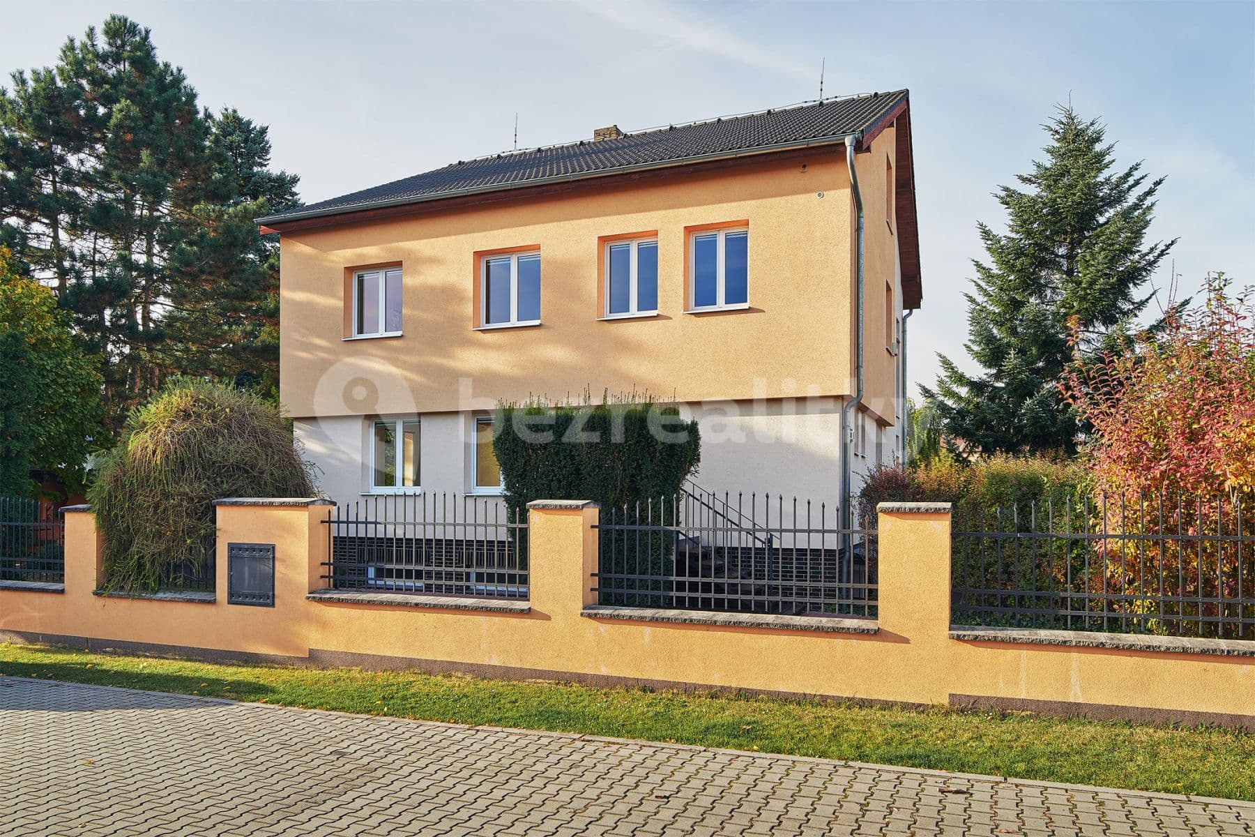 Prenájom domu 330 m², pozemek 800 m², Ke Smrčině, Praha, Praha Prenájom domu 330 m², pozemek 800 m², Ke Smrčině, Praha, Praha