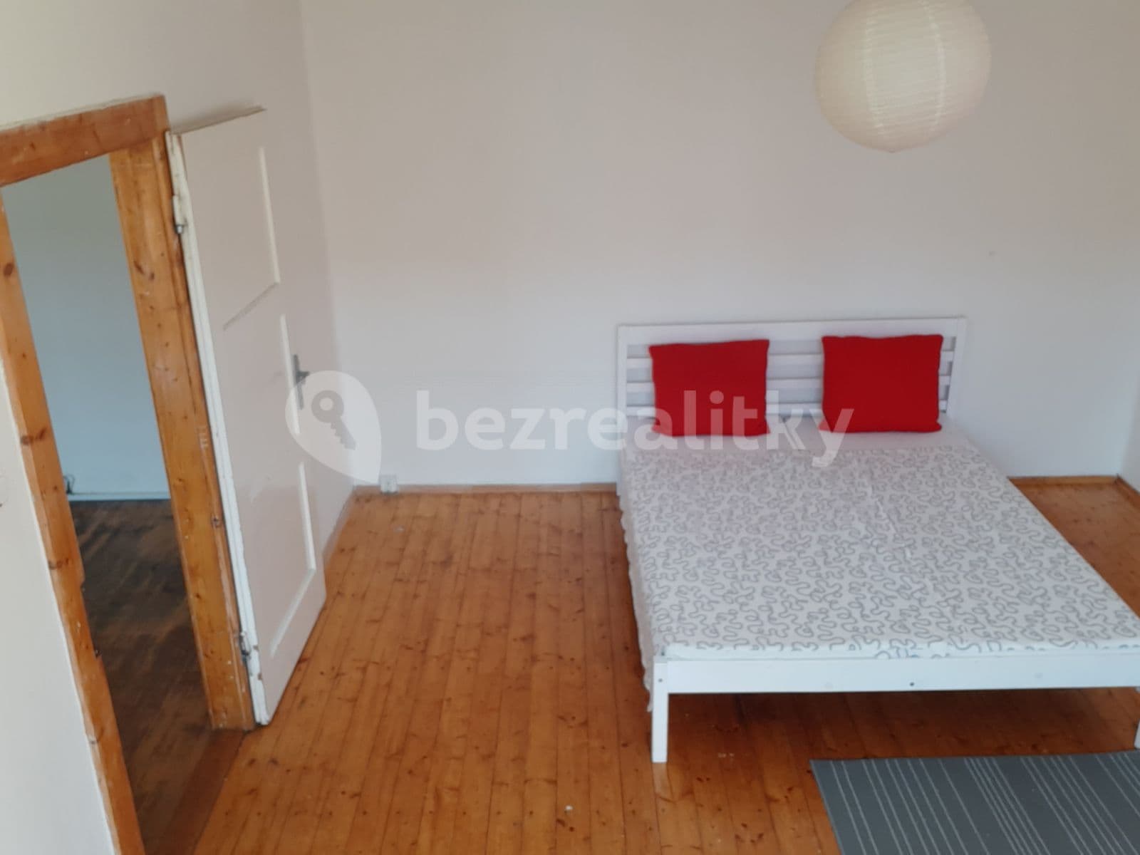 Prenájom bytu 1-izbový 45 m², U Vlastního krbu, Teplice, Ústecký kraj Prenájom bytu 1-izbový 45 m², U Vlastního krbu, Teplice, Ústecký kraj