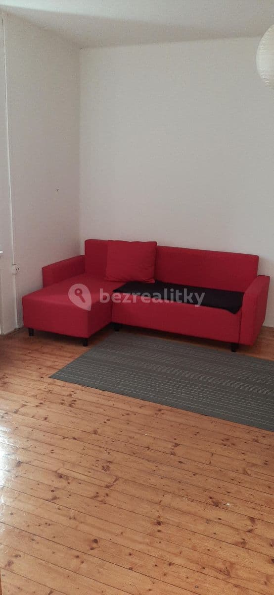 Prenájom bytu 1-izbový 45 m², U Vlastního krbu, Teplice, Ústecký kraj Prenájom bytu 1-izbový 45 m², U Vlastního krbu, Teplice, Ústecký kraj