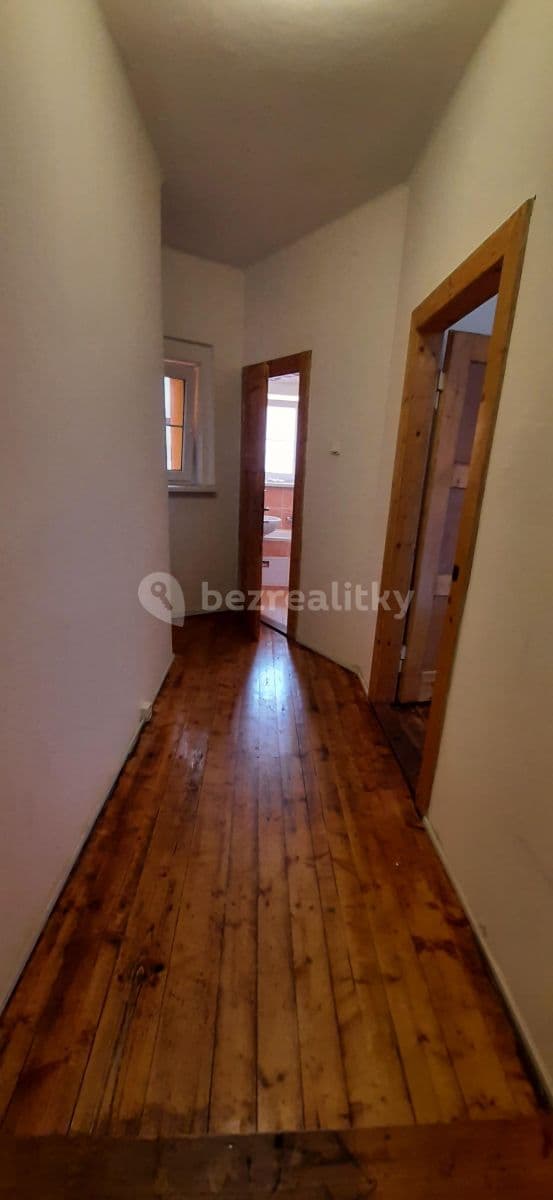Prenájom bytu 1-izbový 45 m², U Vlastního krbu, Teplice, Ústecký kraj Prenájom bytu 1-izbový 45 m², U Vlastního krbu, Teplice, Ústecký kraj
