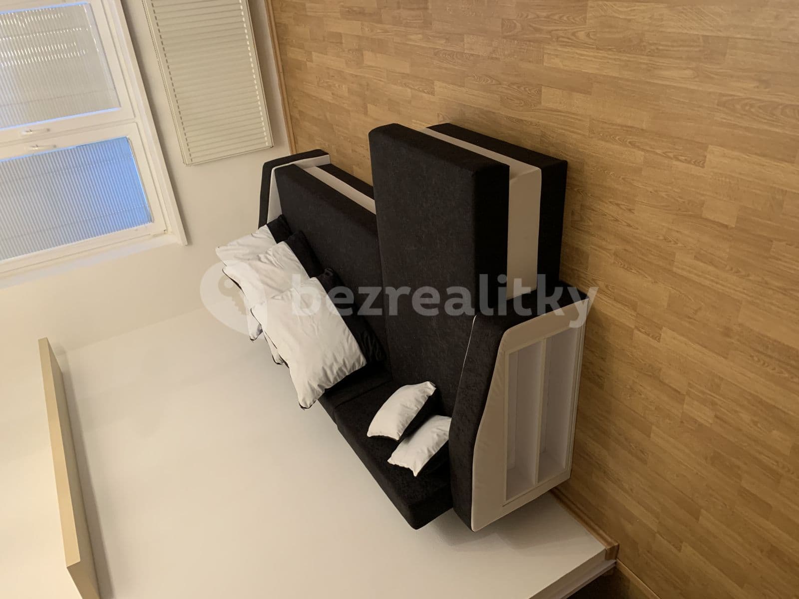 Prenájom bytu 2-izbový 60 m², M. R. Štefánika, Most pri Bratislave, Bratislavský kraj Prenájom bytu 2-izbový 60 m², M. R. Štefánika, Most pri Bratislave, Bratislavský kraj